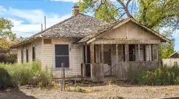 Damaged Houses